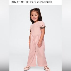 Gap Toddler Velour Bow-Sleeve Jumpsuit